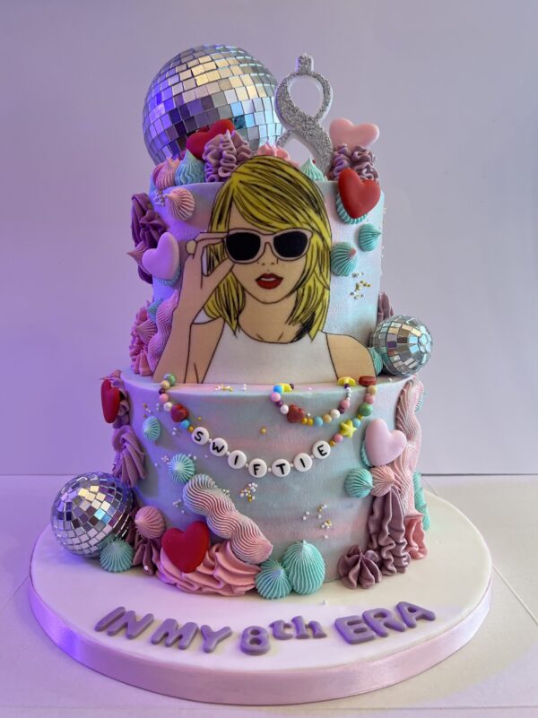 Taylor Swift 2 Tier